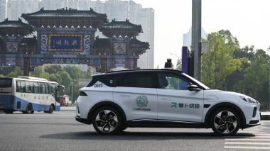 1000 teljesen önvezető robotaxi Wuhan-ban